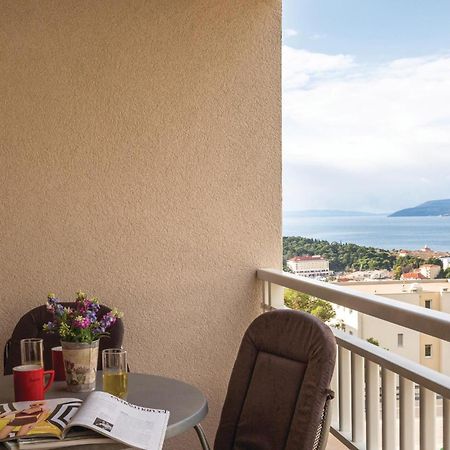 Stunning Apartment In Makarska With Wifi Eksteriør billede